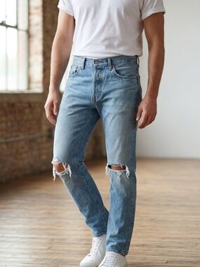 Levi's Button Fly Straight Distressed Knee Jeans